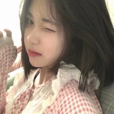 微光下的蓝色男孩 海报